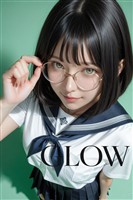 グラビア写真集「GLOW」 東 風花